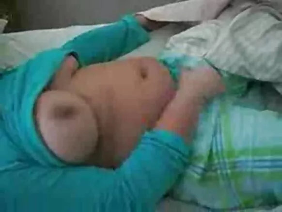 XXX পীনস্তনী স্প্যানিশ দ্রুত ম্যাসেউস দ্রুত পরিপক্ক হয়.