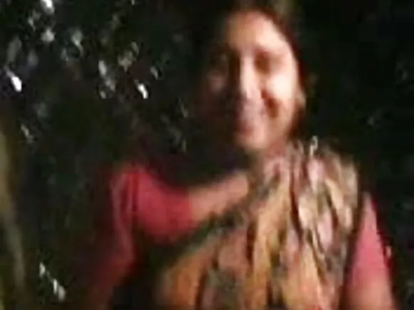 পরিণত ভারতীয় আন্টি হাহাকার 4.