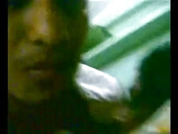 বড় clits