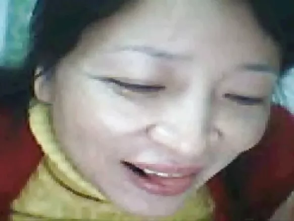 প্রতারণার XXX ভিডিও আছে বড় চীনা স্তন সঙ্গে পরিপক্ক.